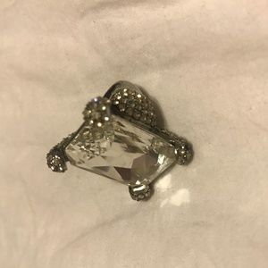 Ann Taylor crystal ring